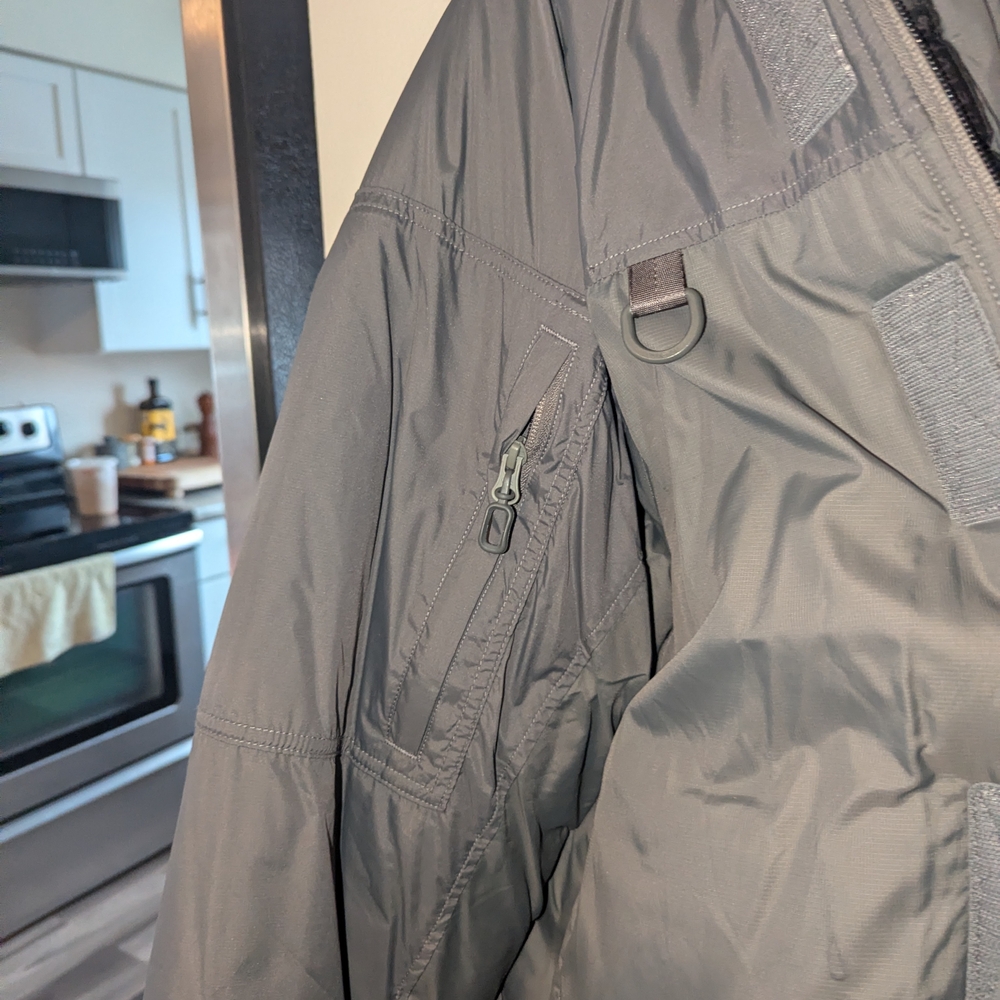 Men's Gray Jacket